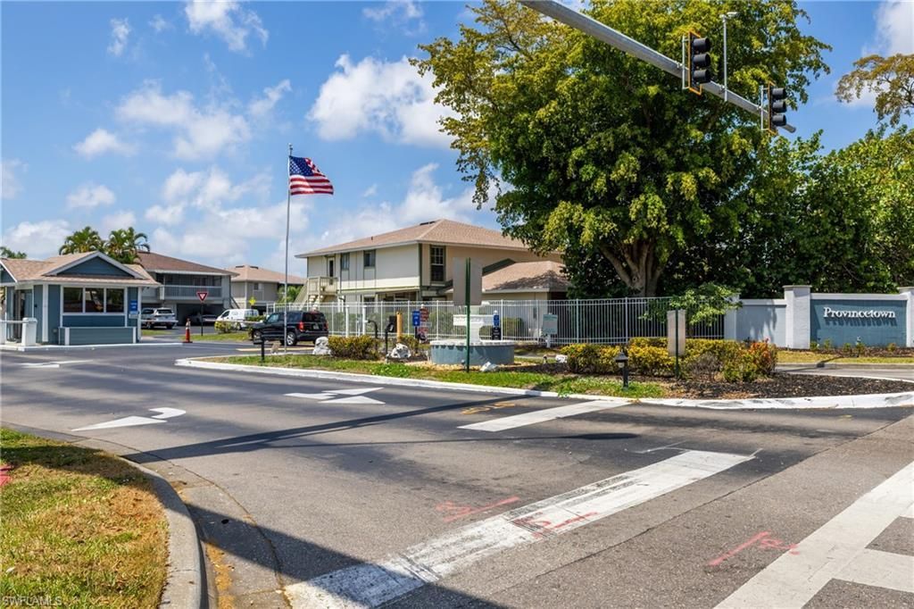 5840 Vancouver Cir, Unit 2, Fort Myers, FL 33907 Photo