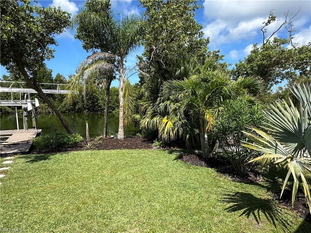 7150 Cobiac Dr, Saint James City, FL 33956 Photo