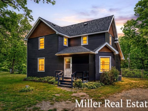 1294 Hammond Road, Hastings, MI 49058