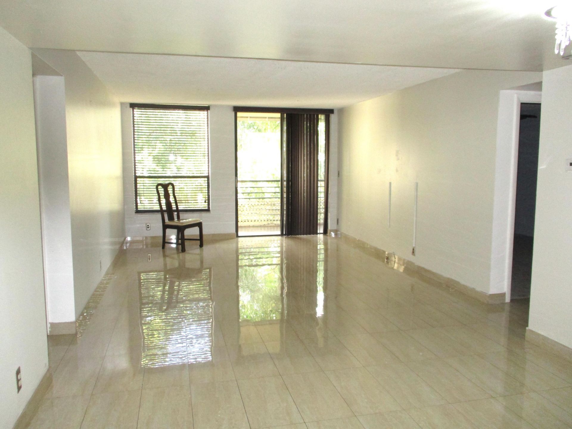 6751 N University Drive, Unit 320, Tamarac, FL 33321 Photo