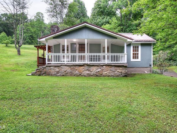 642 Dennis Cove Road, Hampton, TN 37658