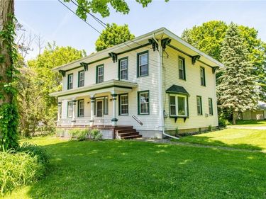 2395 / 2407 W Genesee , Camillus, NY 13031