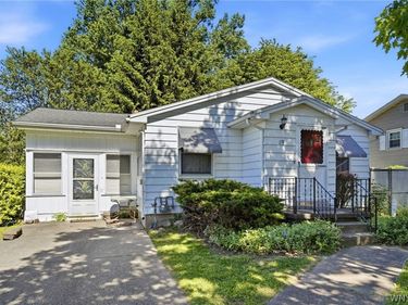 19 Shepard Avenue , Akron, NY 14001