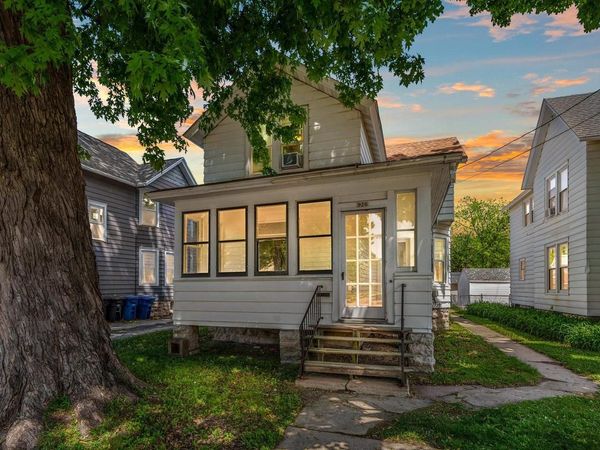 920 WISCONSIN STREET, Oshkosh, WI 54901