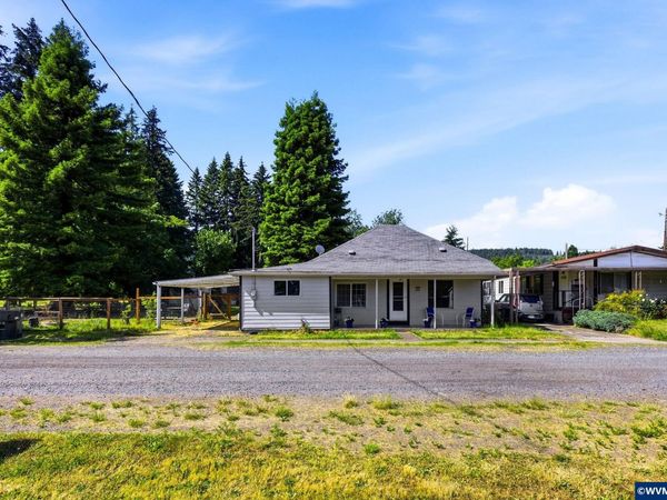 5226 Poplar St, Sweet Home, OR 97386