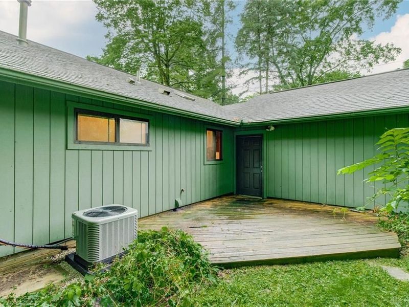 955 S High Street, Yellow Springs, OH 45387 Photo 24