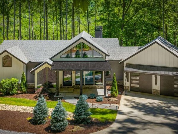 172 Grand Oaks Trail, Unit 2, Morganton, GA 30560