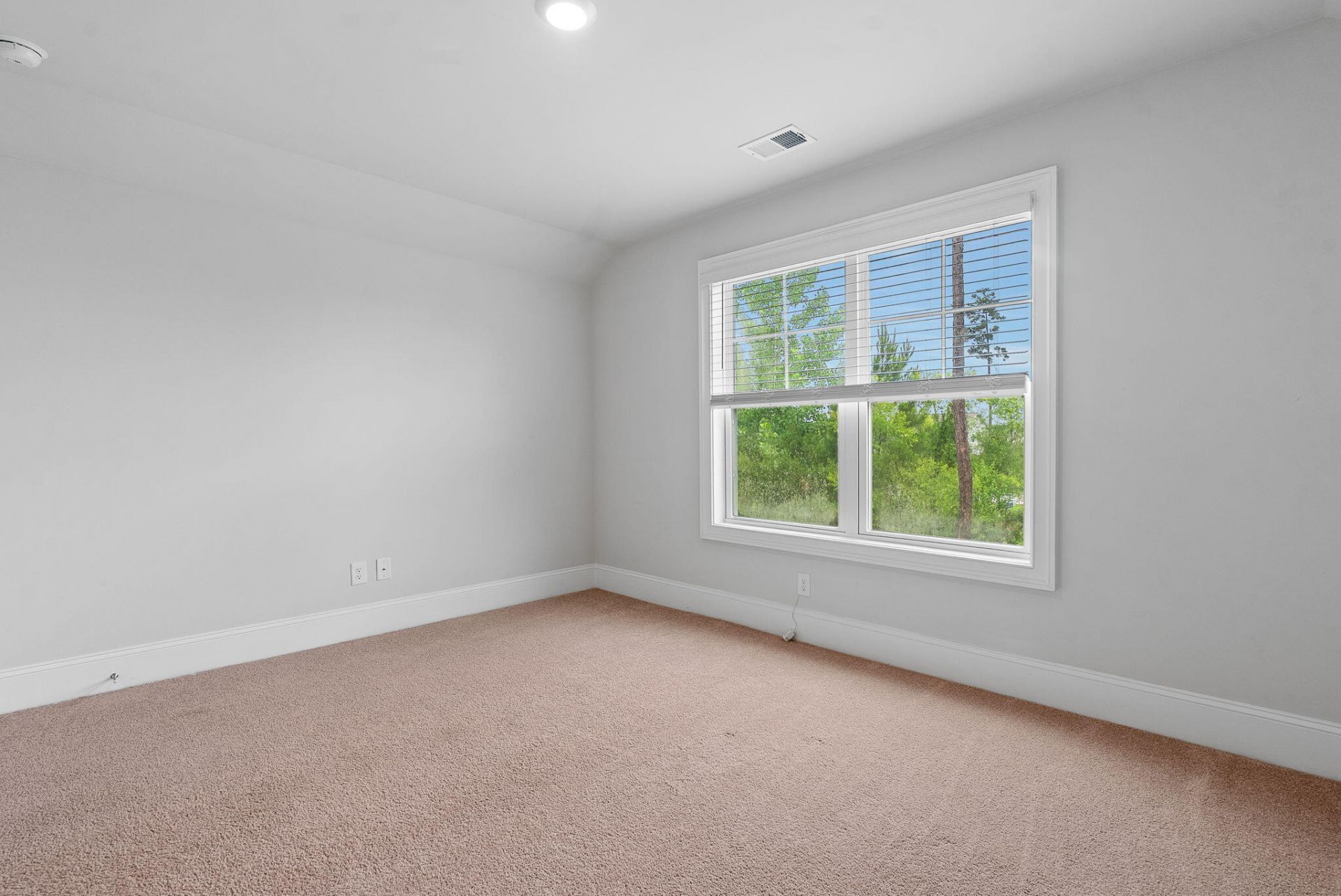 602 Chigwell Springs Lane Photo 31