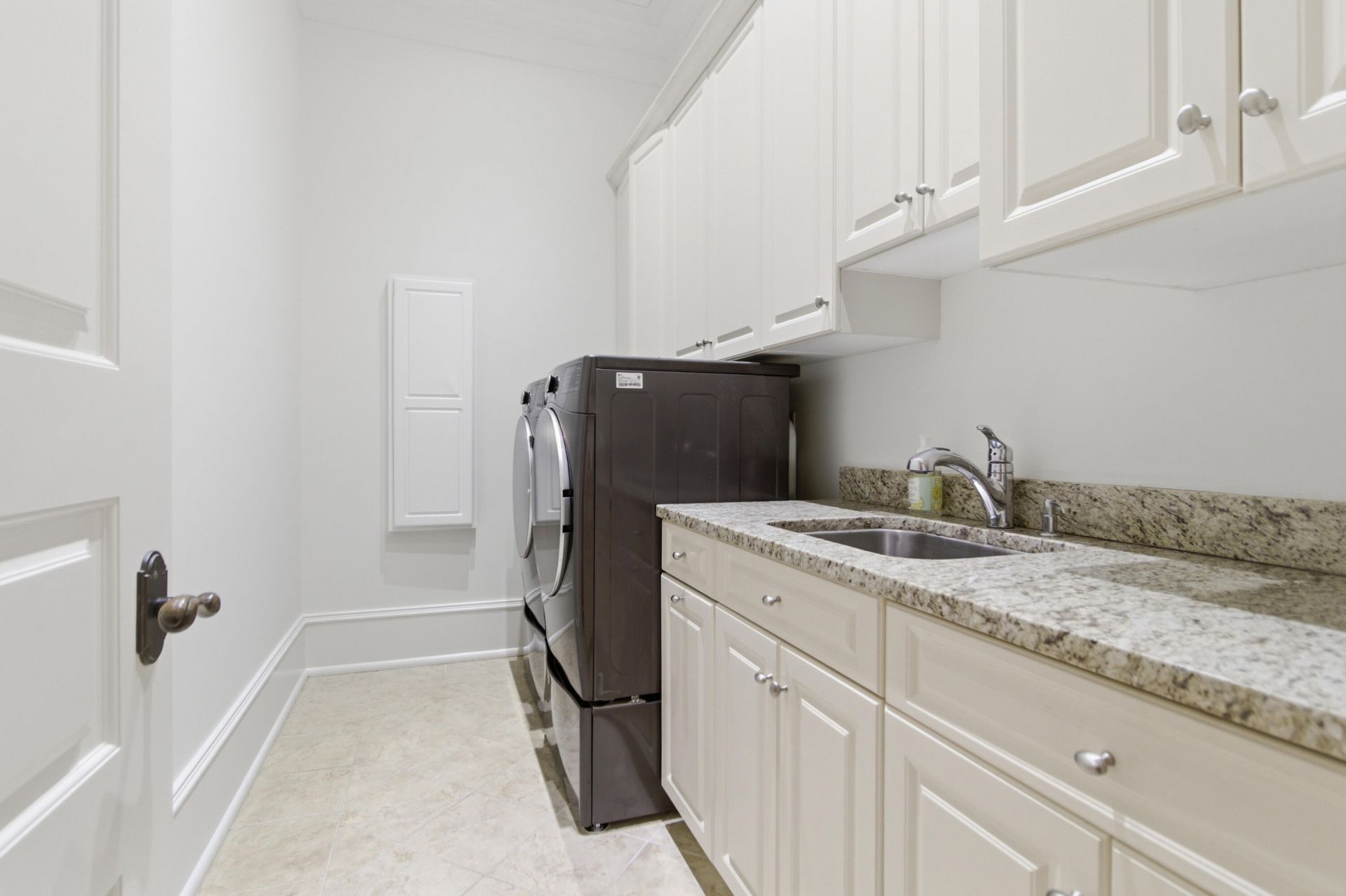 783 Olde Central Way Photo 23