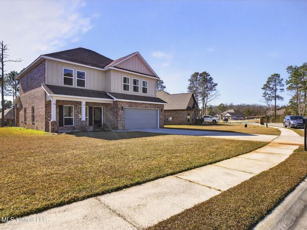 7131 Sonoma Drive, Biloxi, MS 39532