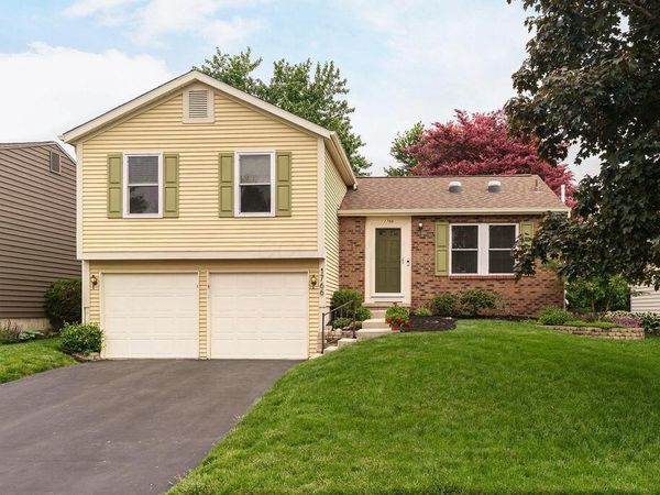 1766 Redcloud Drive, Powell, OH 43065