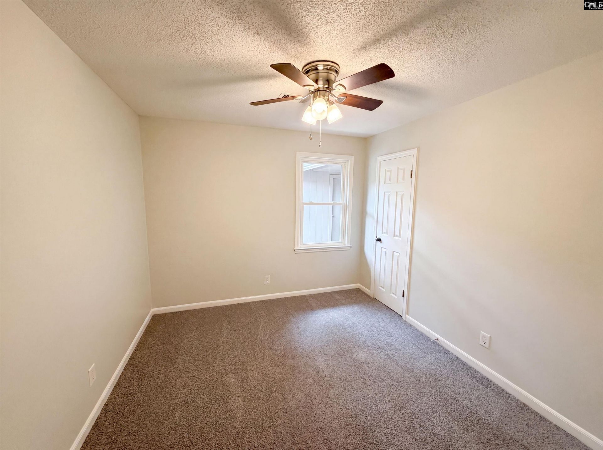 1820 Chantilly Drive  Photo 14