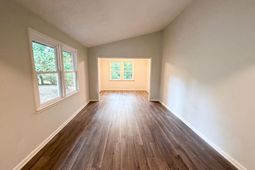 1820 Chantilly Drive  photo 4