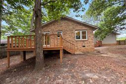 1820 Chantilly Drive  photo 4