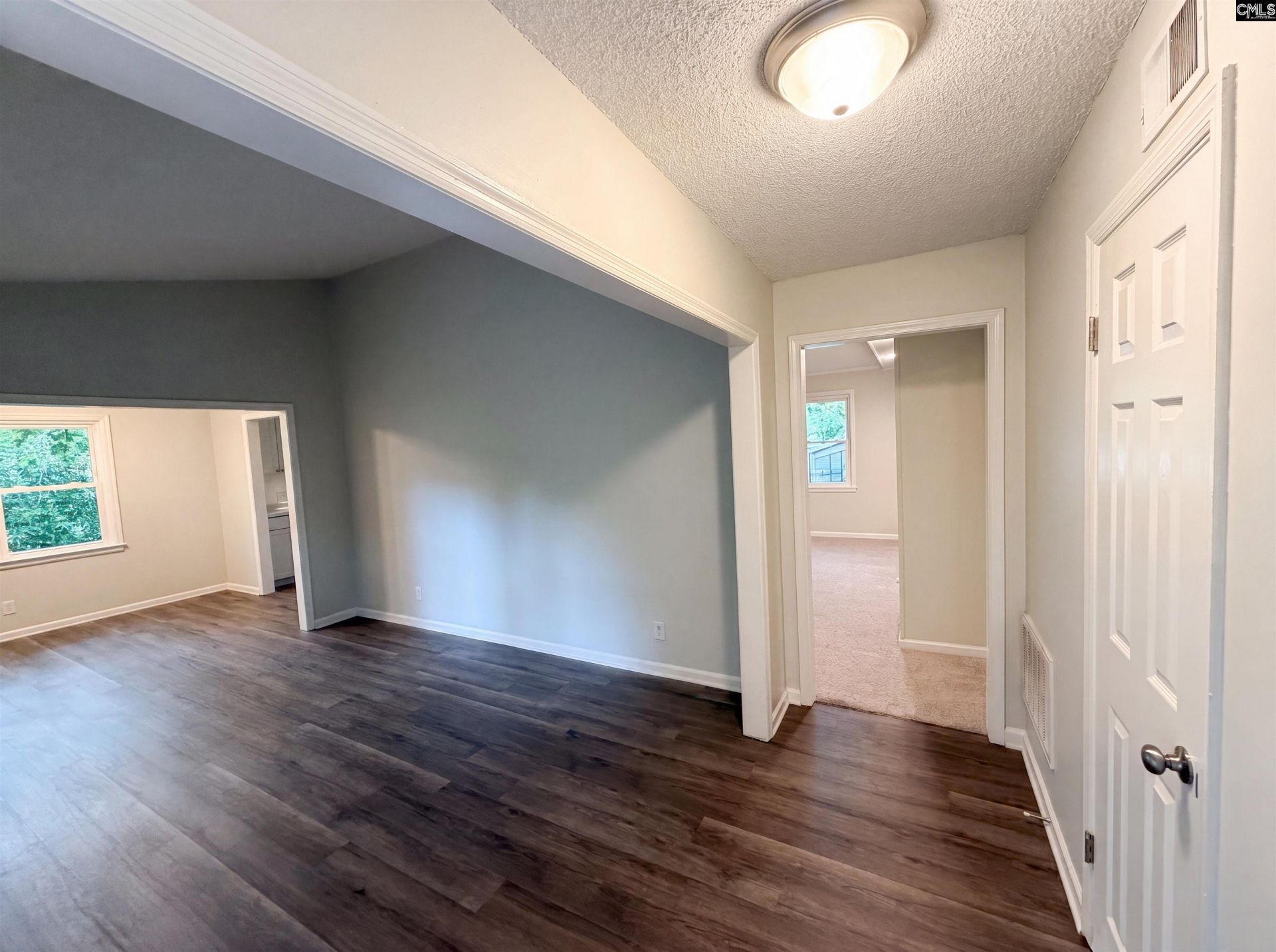 1820 Chantilly Drive Photo 8