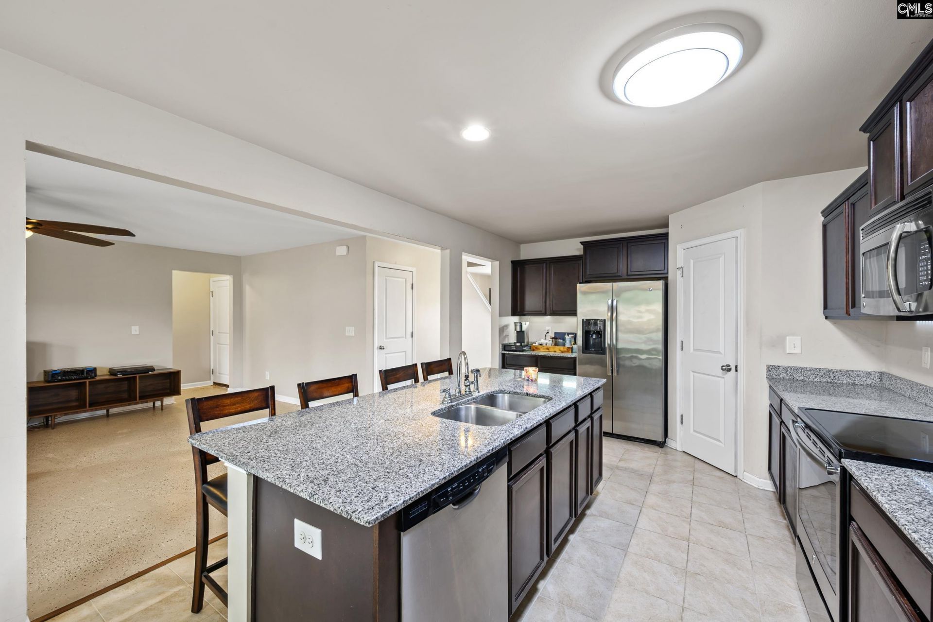 123 Castlefield Drive  Photo 10