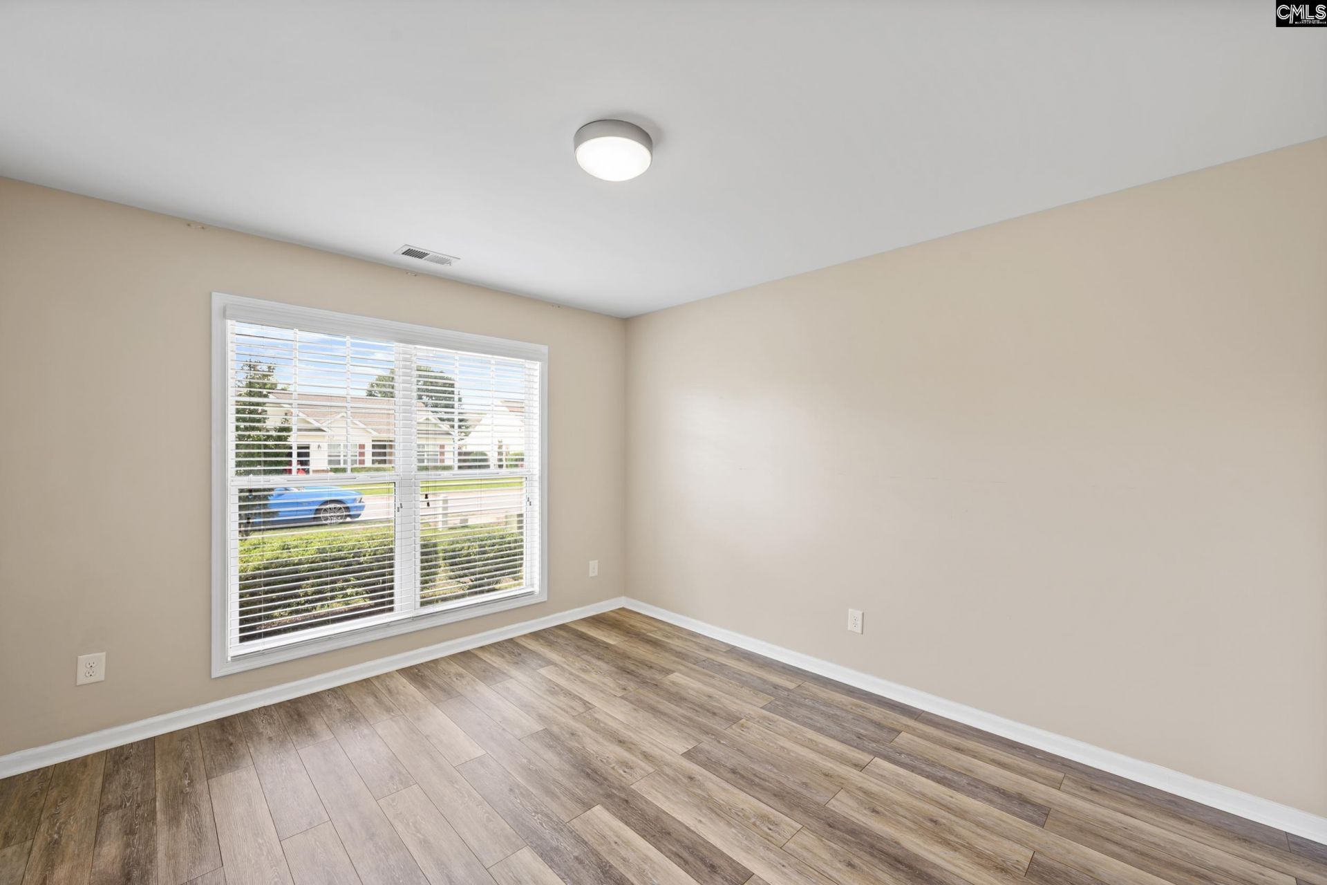 123 Castlefield Drive  Photo 14
