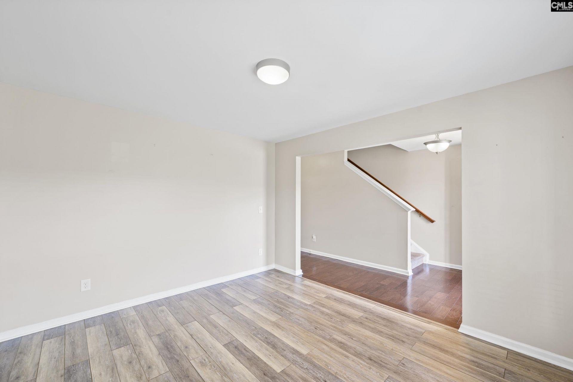 123 Castlefield Drive  Photo 15