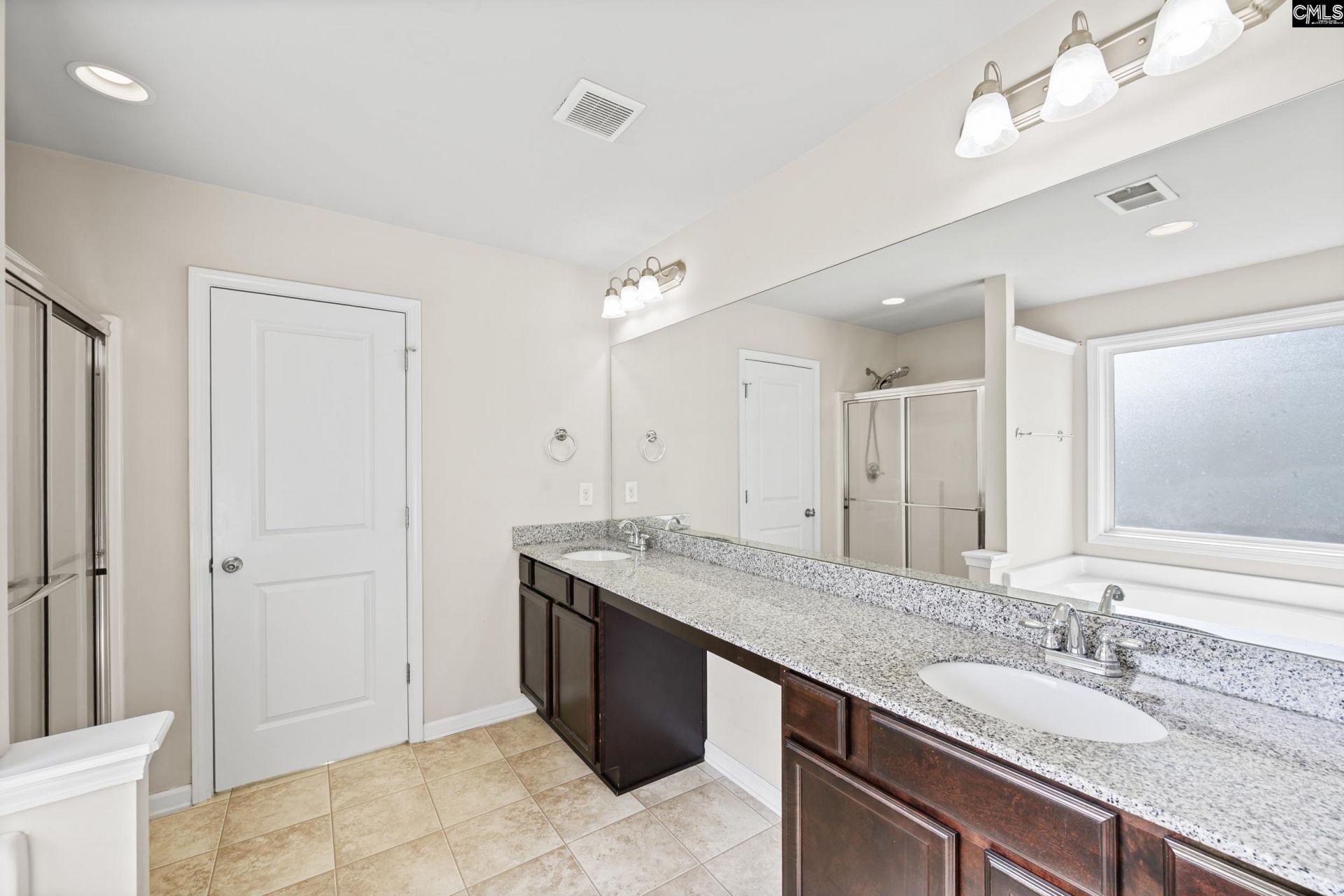 123 Castlefield Drive  Photo 22