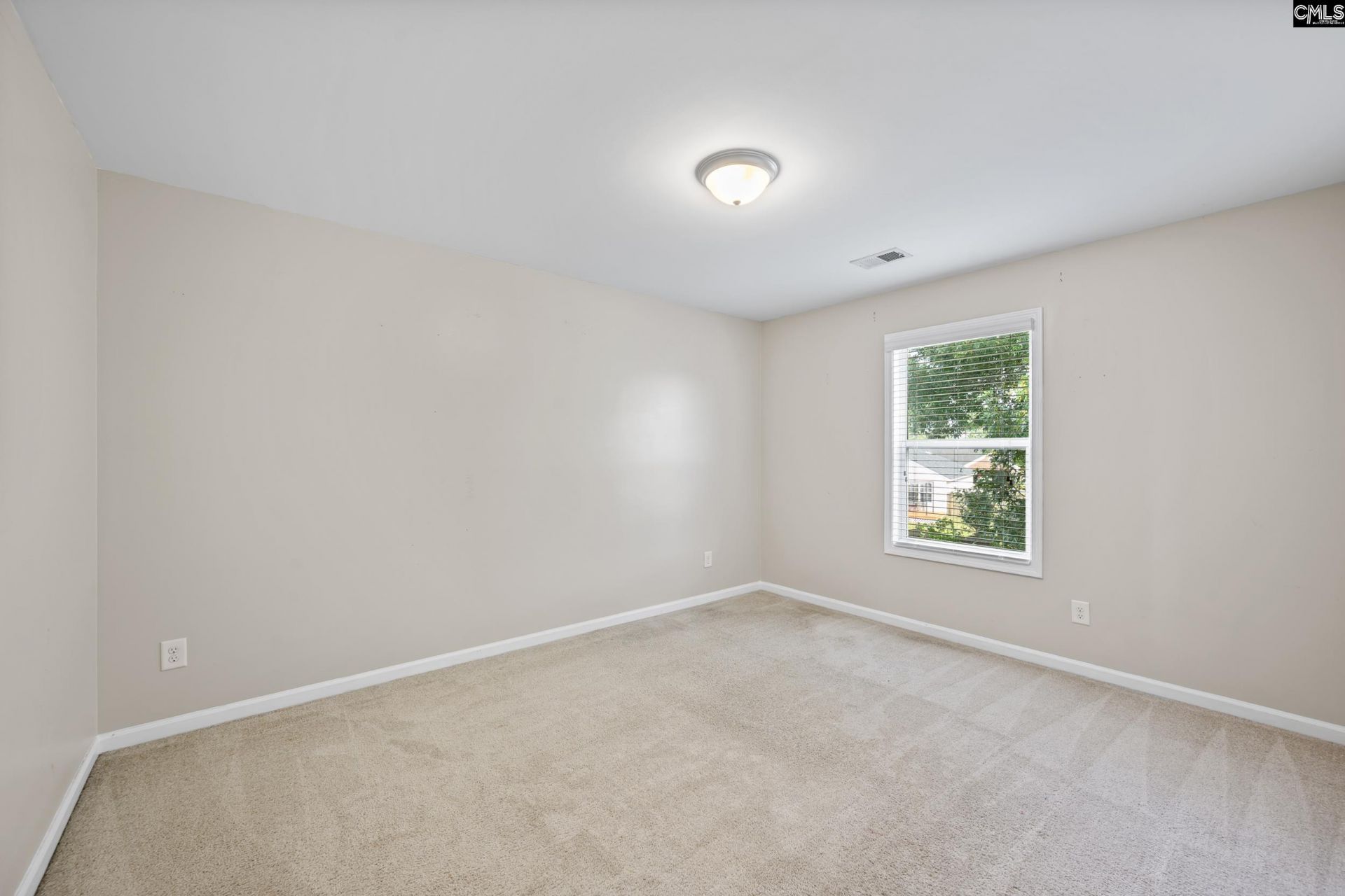 123 Castlefield Drive  Photo 25