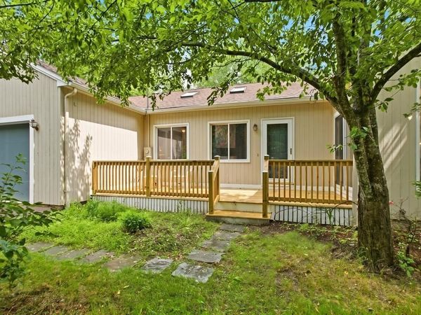 12 Poplar Drive, Raymond, NH 03077