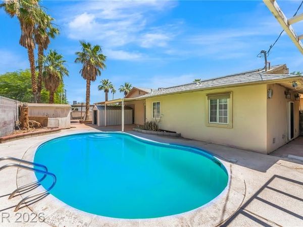 2100 Sundale Street, Las Vegas, NV 89102