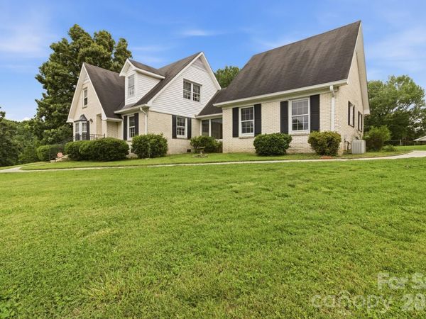 3343 Olde Creek Trail , Matthews, NC 28105