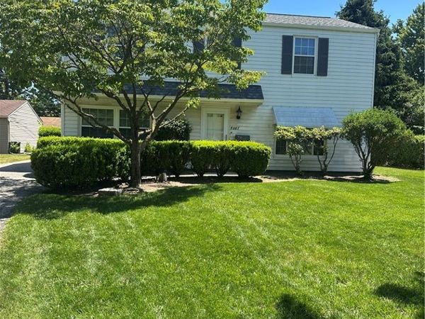 5287 Strawberry Lane, Willoughby, OH 44094