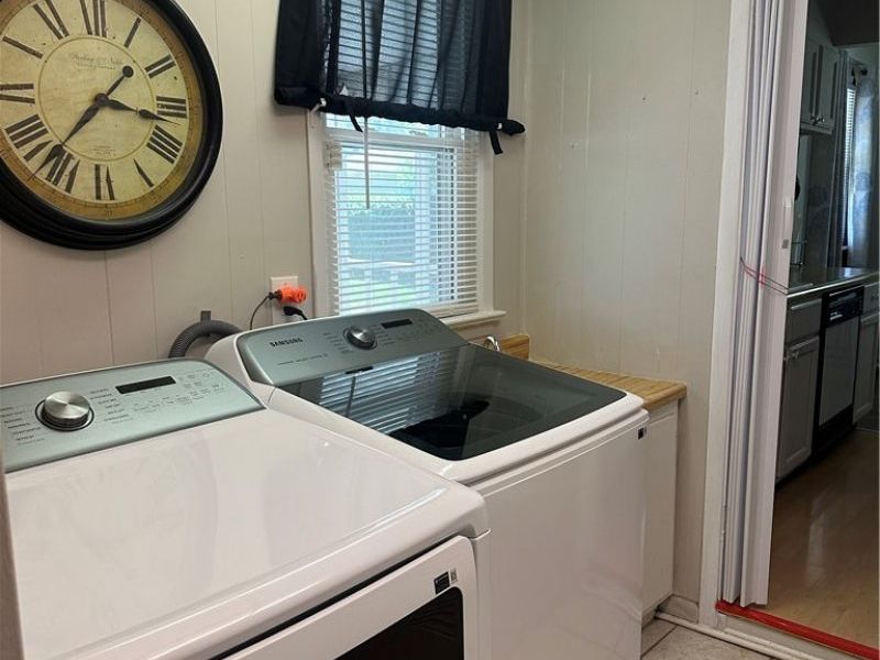 5287 Strawberry Lane, Willoughby, OH 44094 Photo 9