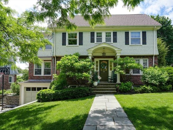 35 Richardson Rd, Belmont, MA 02478