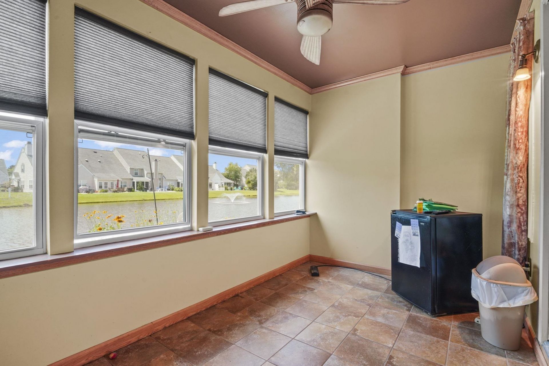 147 Wimbledon Way  Photo 25