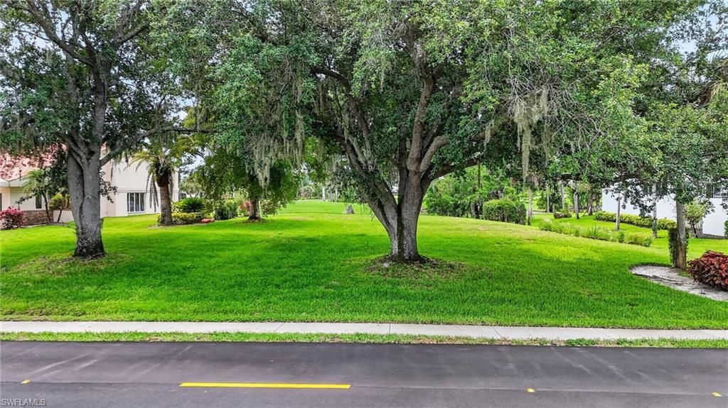 16047 Forest Oaks Dr , Fort Myers, FL 33908 Photo