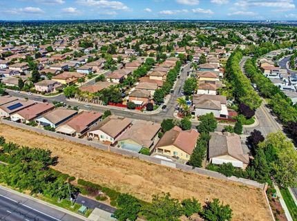 4509 Blossom Ranch Dr, Elk Grove, CA 95757 Photo