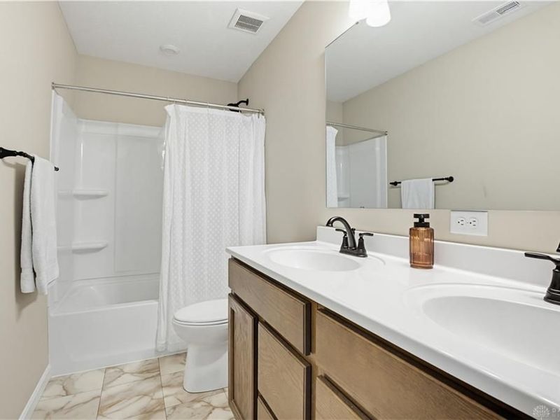 5478 Greenview Lane, Turtlecreek Township, OH 45036 Photo 26