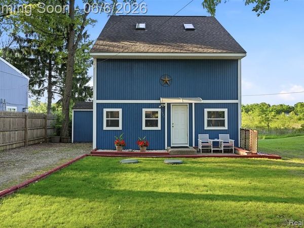 3773 Navarra Avenue, White Lake Twp, MI 48383