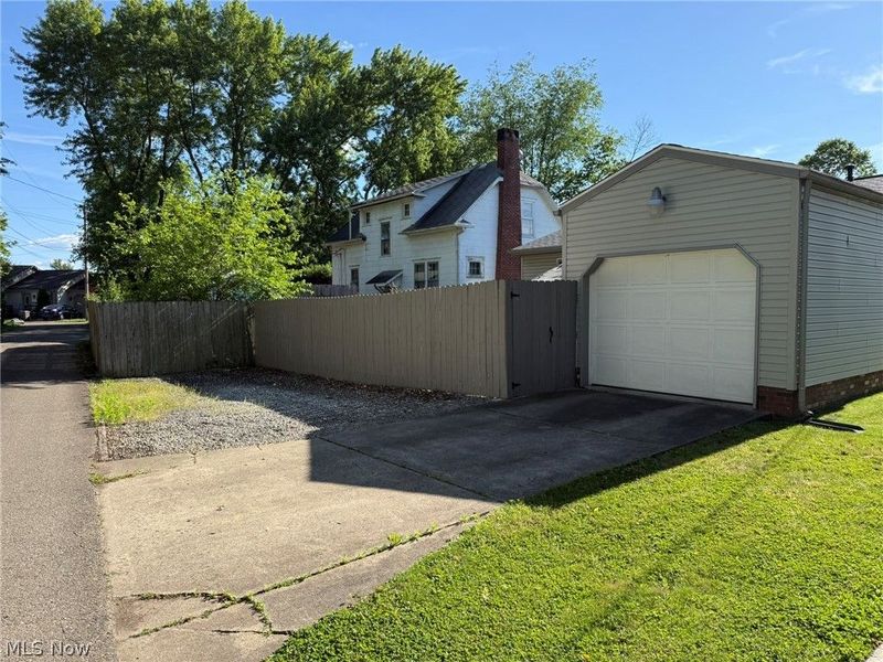 441 Esther Court NW, New Philadelphia, OH 44663 Photo 33