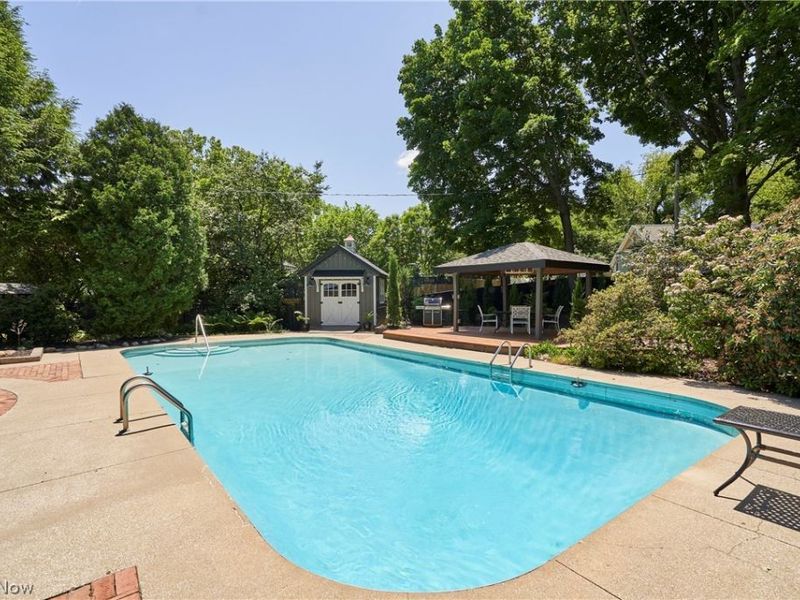 874 Merriman Road, Akron, OH 44303 Photo 10
