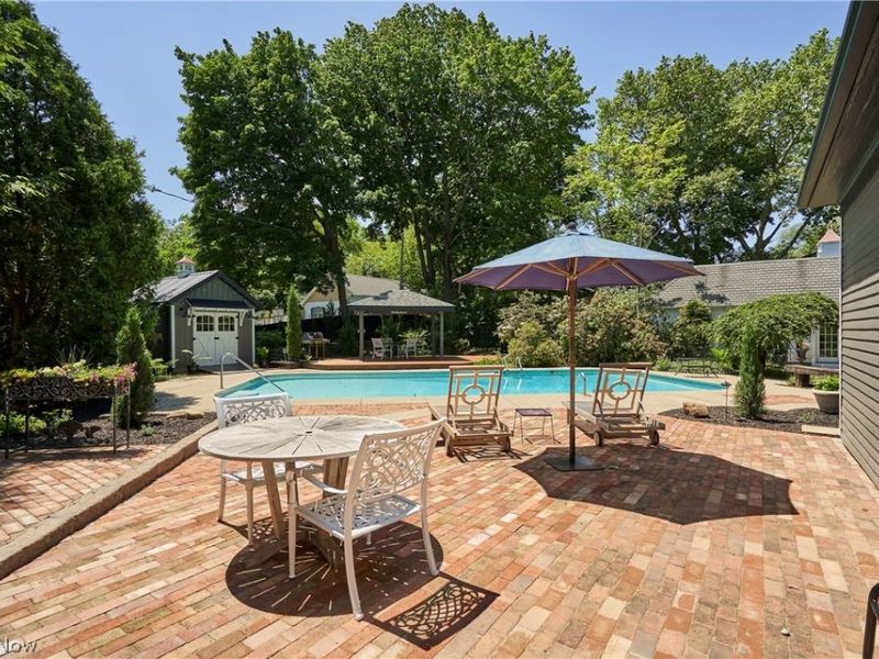 874 Merriman Road, Akron, OH 44303 Photo 11