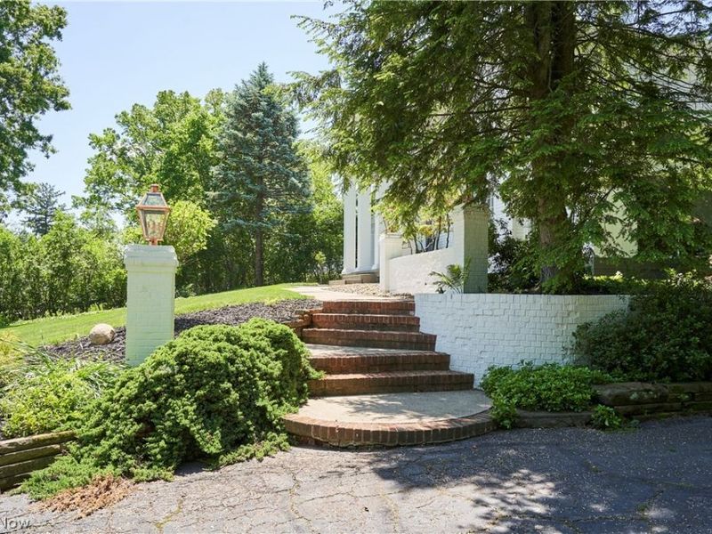 874 Merriman Road, Akron, OH 44303 Photo 13