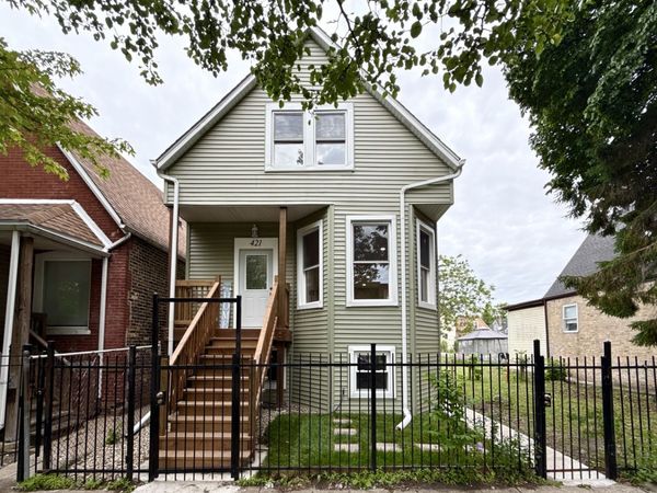 421 N Leclaire Avenue , Chicago, IL 60644