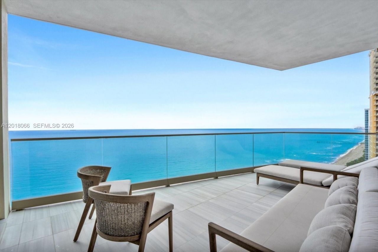 17901 Collins Ave , Unit 2704, Sunny Isles Beach, FL 33160 Photo
