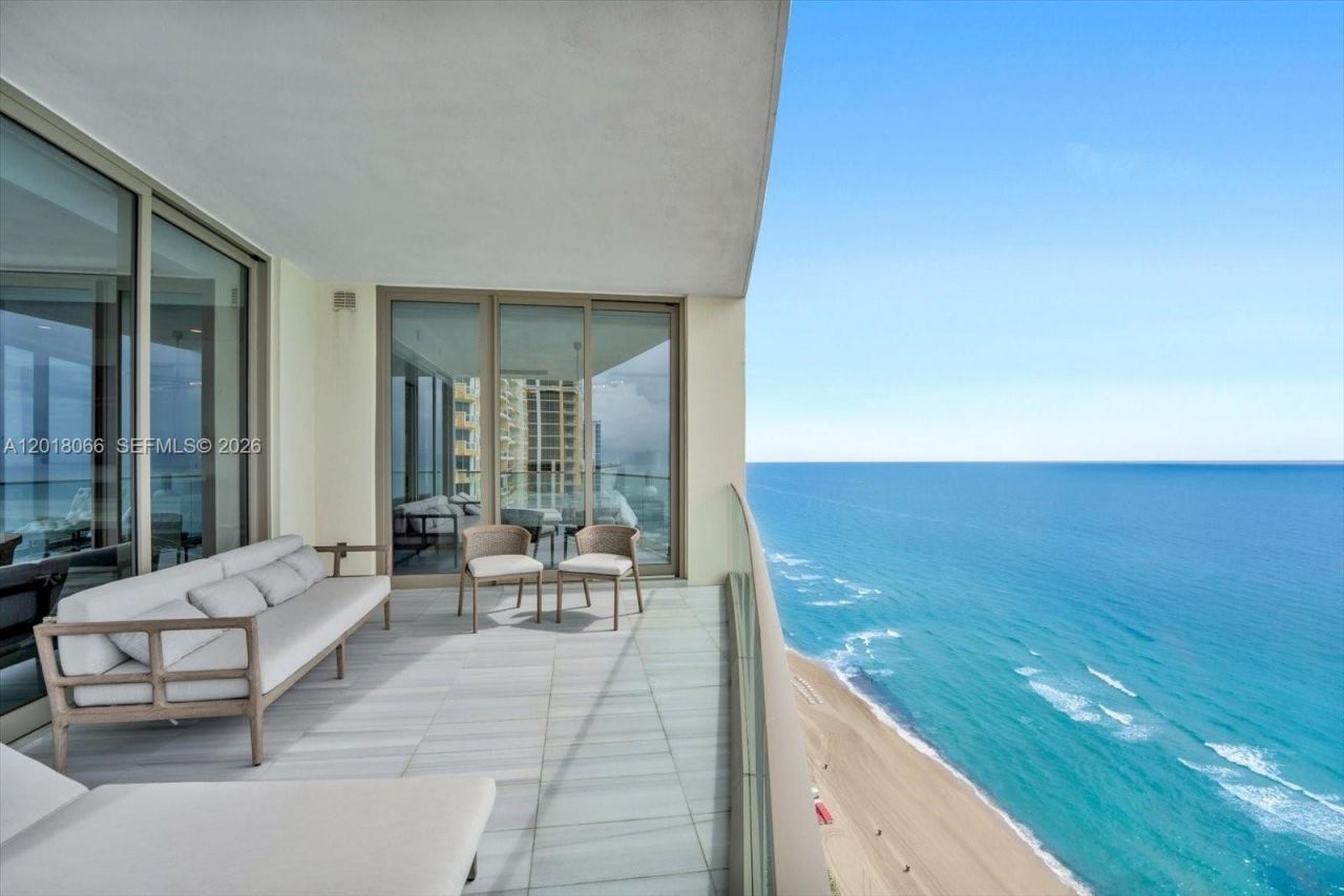 17901 Collins Ave , Unit 2704, Sunny Isles Beach, FL 33160 Photo