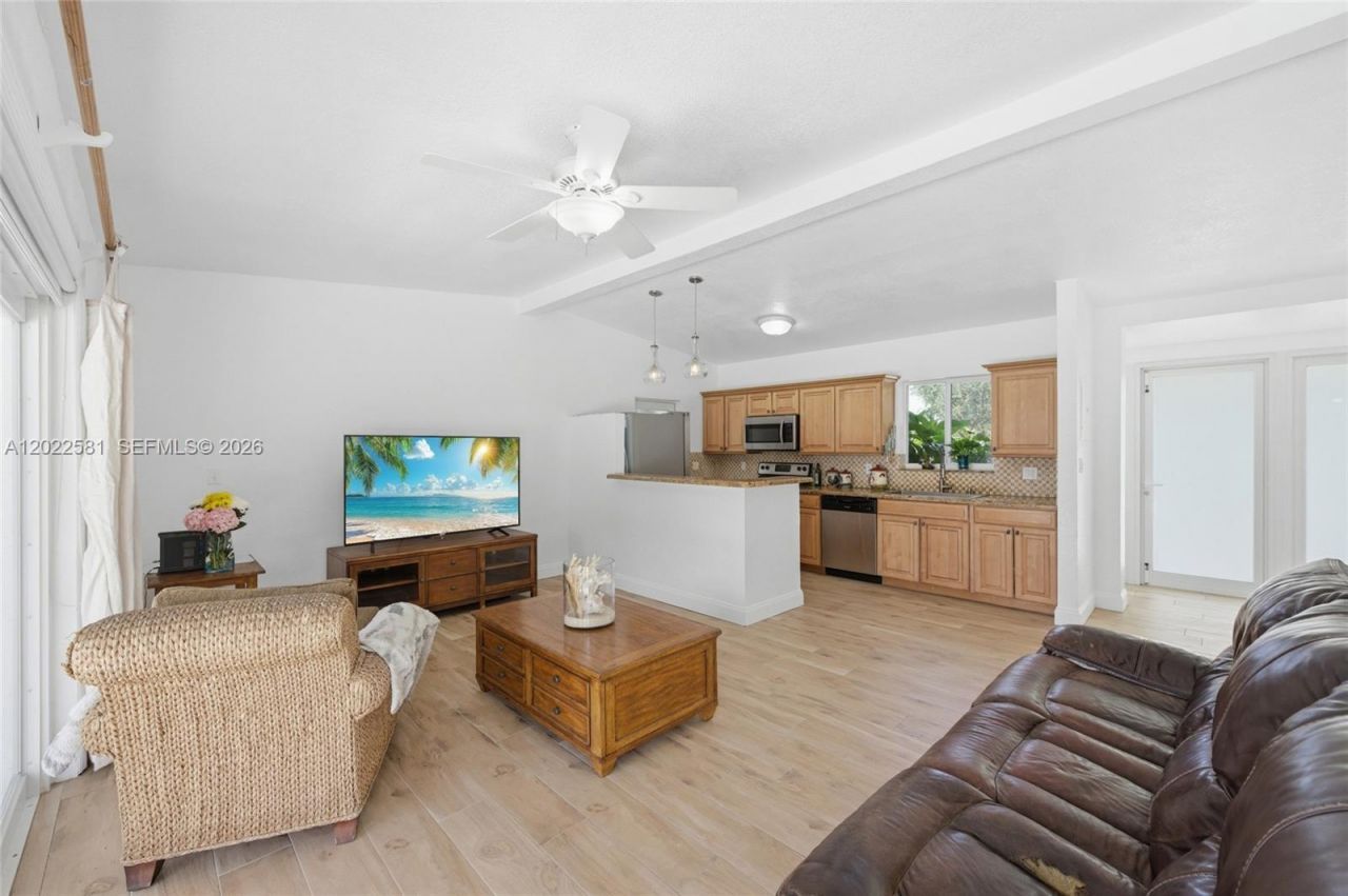 1141 SW 45th Ter , Plantation, FL 33317 Photo