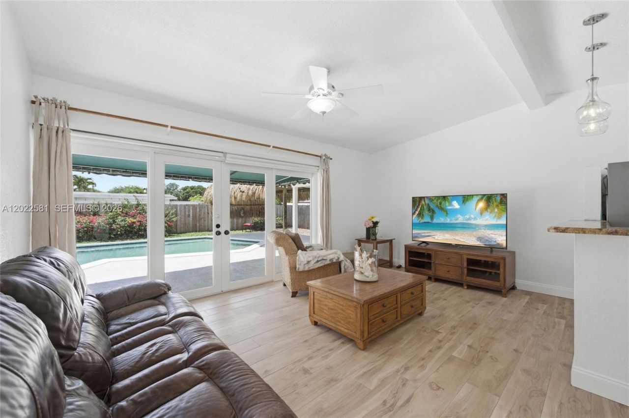 1141 SW 45th Ter , Plantation, FL 33317 Photo