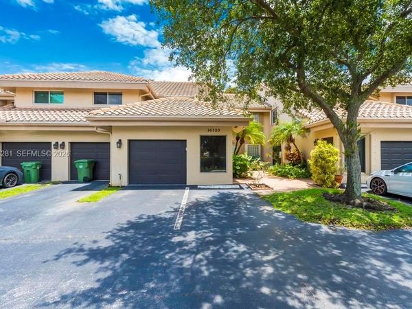 16320 Malibu Dr , Unit 10, Weston, FL 33326