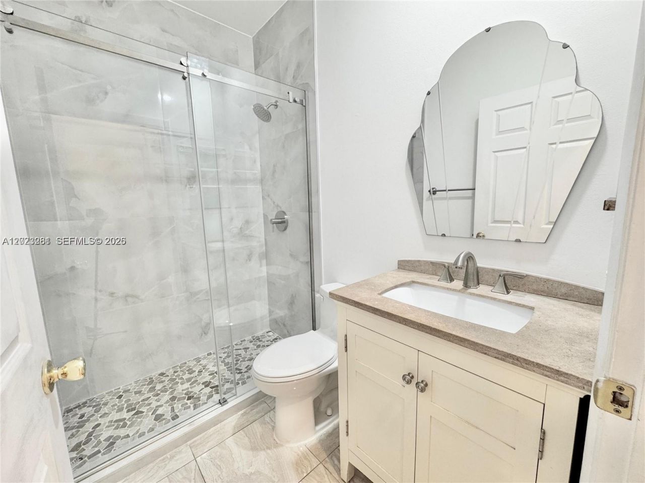 16320 Malibu Dr , Unit 10, Weston, FL 33326 Photo