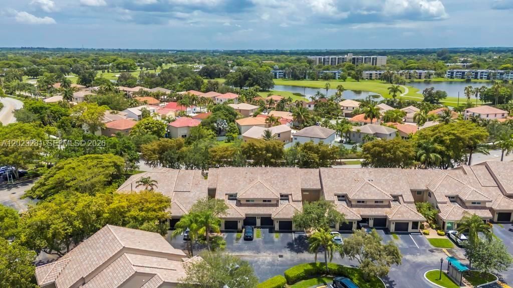 16320 Malibu Dr , Unit 10, Weston, FL 33326 Photo