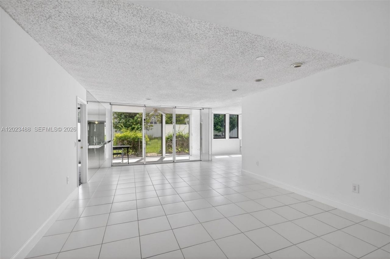 4230 Deste Ct , Unit 107, Lake Worth, FL 33467 Photo