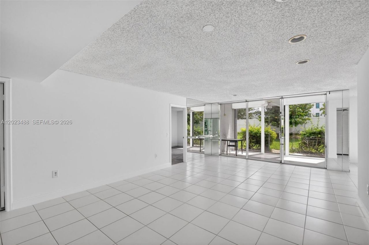 4230 Deste Ct , Unit 107, Lake Worth, FL 33467 Photo