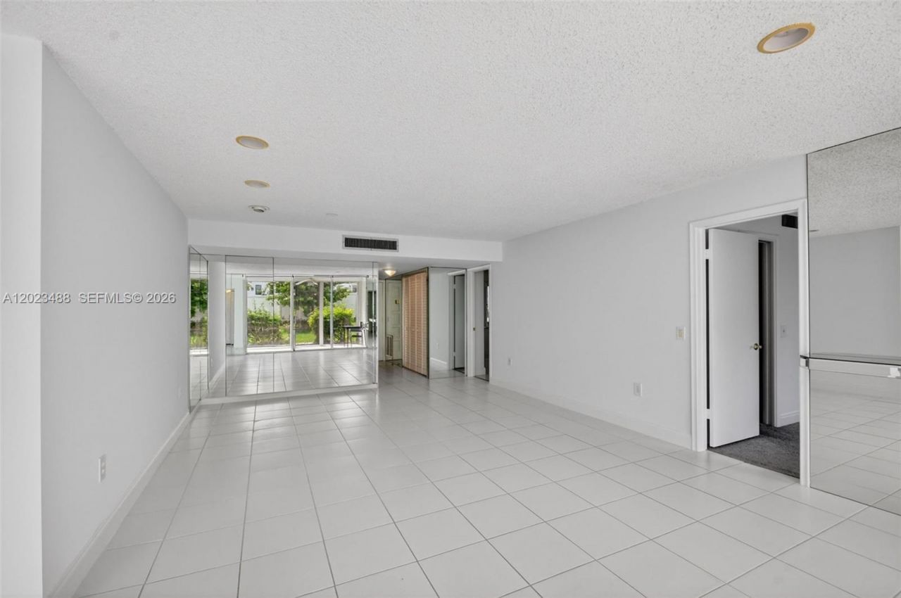 4230 Deste Ct , Unit 107, Lake Worth, FL 33467 Photo
